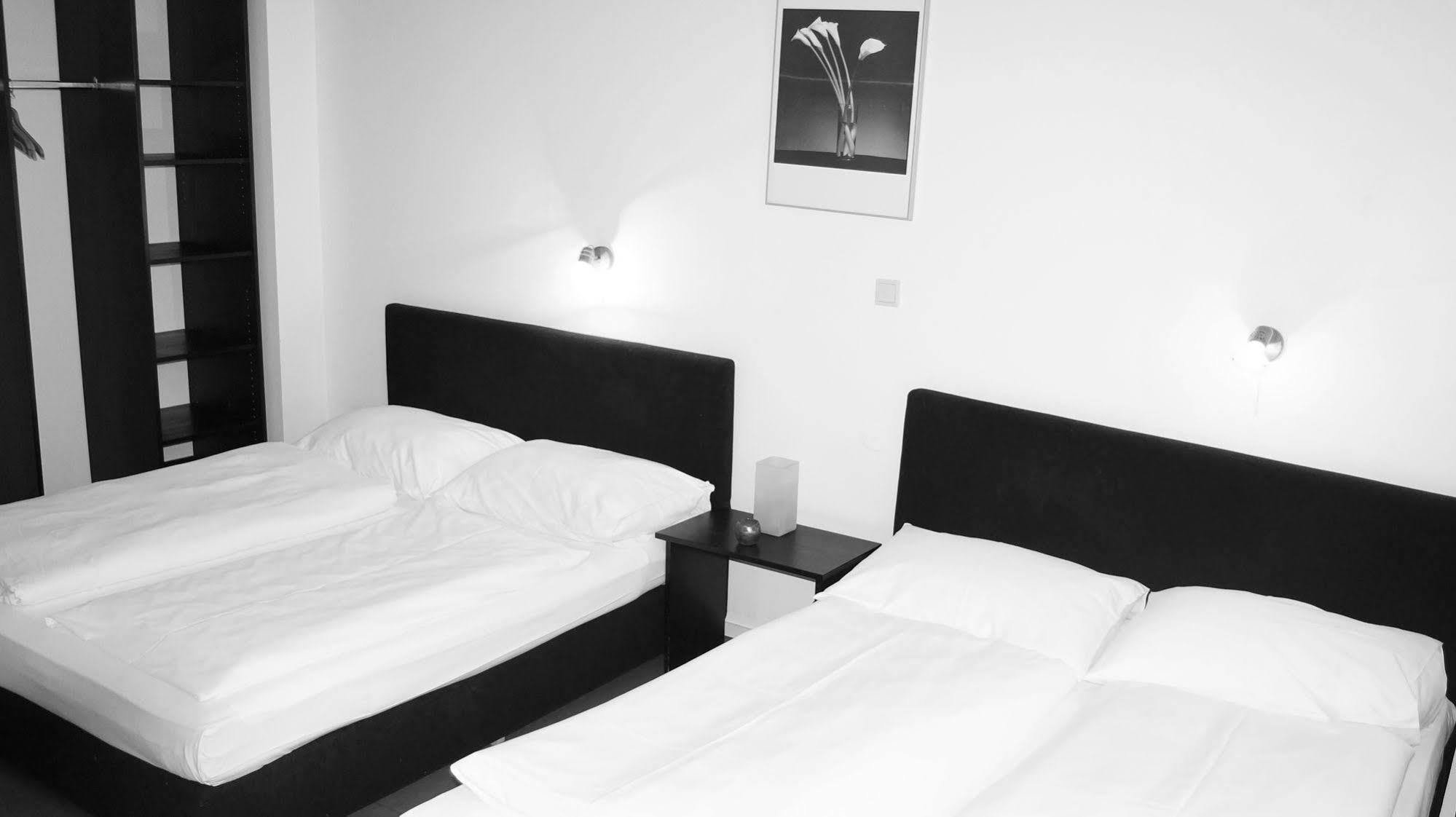 Hotel Hillinger Vienna Exterior photo